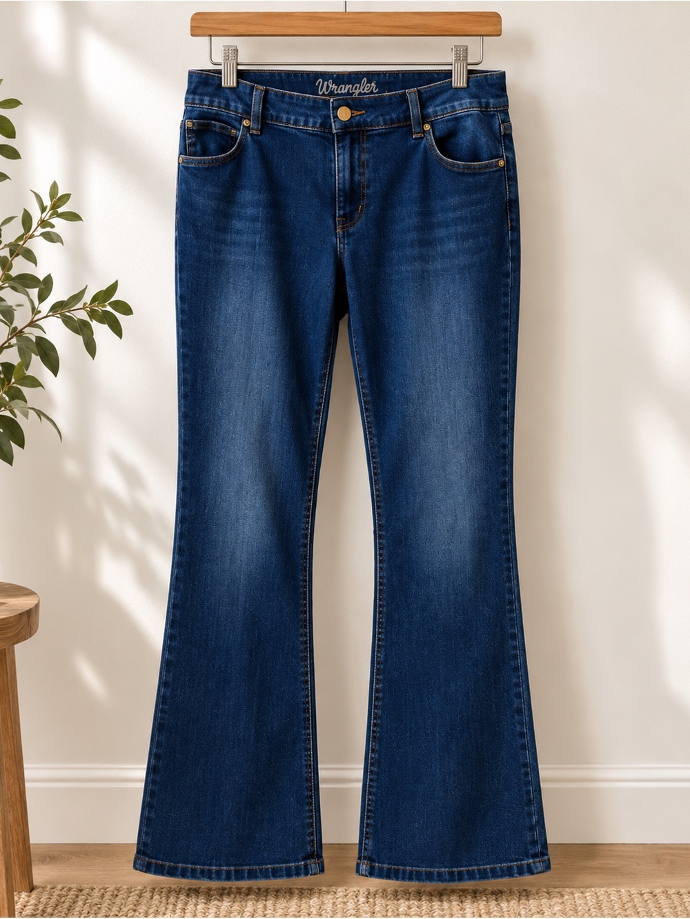 Wrangler Dark Wash Bootcut Jeans 16/18 – Size Tag Missing